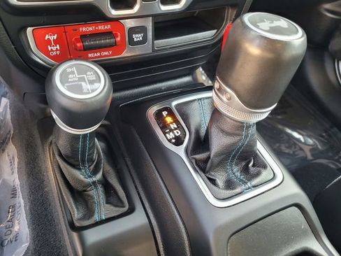 Used 2021 Jeep Wrangler Unlimited Rubicon 4xe w/ Cold Weather Group image 23