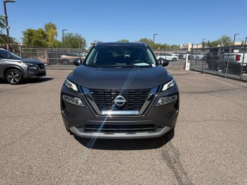 Certified 2022 Nissan Rogue SV w/ SV Premium Package FWD image 2