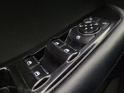 Used 2016 Ford Edge SEL image 27