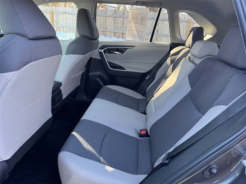 Used 2023 Toyota RAV4 XLE image 19