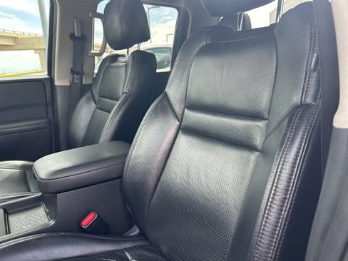 Used 2024 Nissan Frontier S w/ Technology Package AWD/4WD image 38