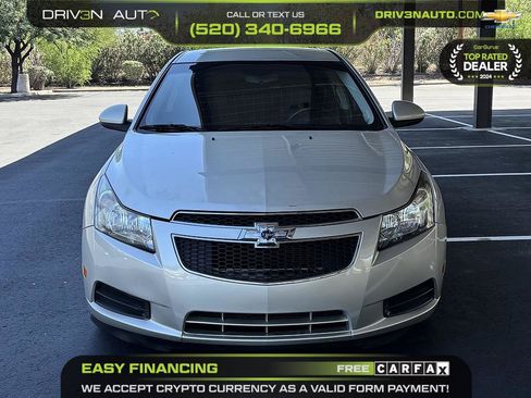 Used 2014 Chevrolet Cruze LT FWD image 2