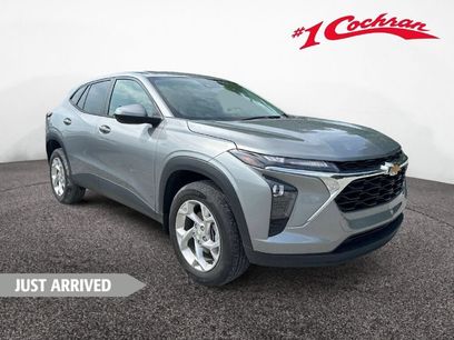 Used 2025 Chevrolet Trax LS w/ LS Convenience Package