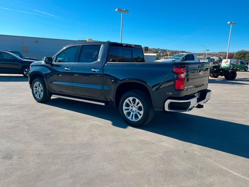 Certified 2024 Chevrolet Silverado 1500 LTZ image 3