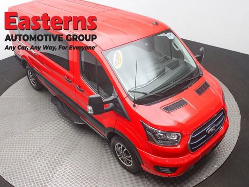 Used 2024 Ford E-Transit Low Roof image 3