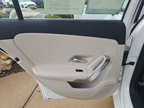Certified 2022 Mercedes-Benz A 220 4MATIC image 13