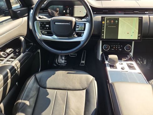 Used 2023 Land Rover Range Rover SE AWD/4WD image 4