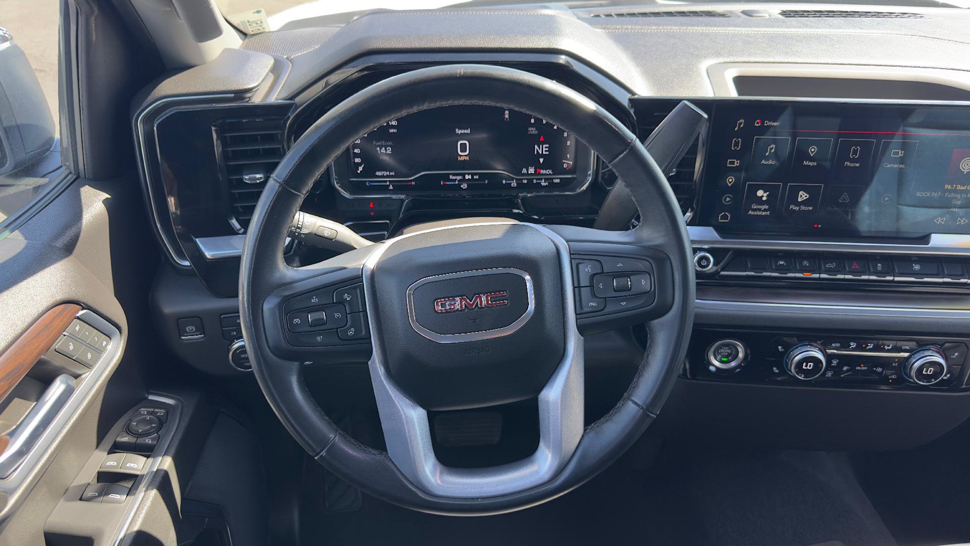 Used 2024 GMC Sierra 1500 SLT AWD/4WD image 7
