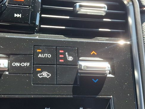 Used 2026 Nissan Armada PRO-4X w/ Captain's Chari Seat Package AWD/4WD image 27