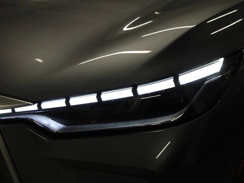 New 2026 INFINITI QX60 Luxe image 13