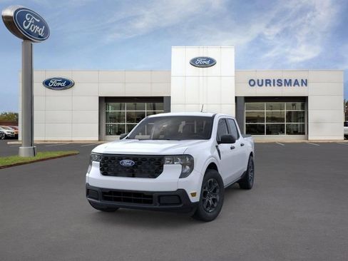 New 2026 Ford Maverick XLT w/ Equipment Group 301A AWD/4WD image 3