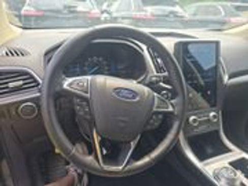 Used 2024 Ford Edge SEL w/ Convenience Package AWD/4WD image 9