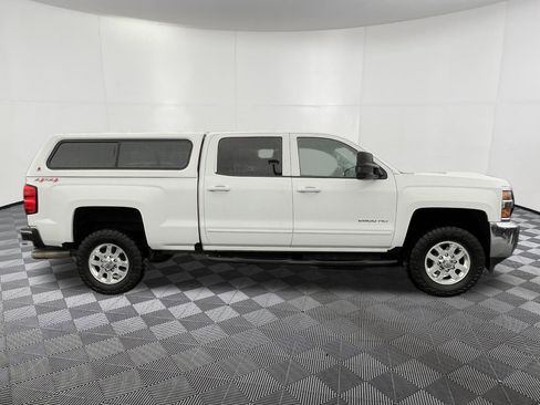 Used 2017 Chevrolet Silverado 2500 LT image 7