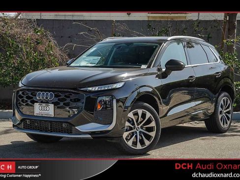 New 2026 Audi Q3 quattro 2.0T AWD/4WD image 1