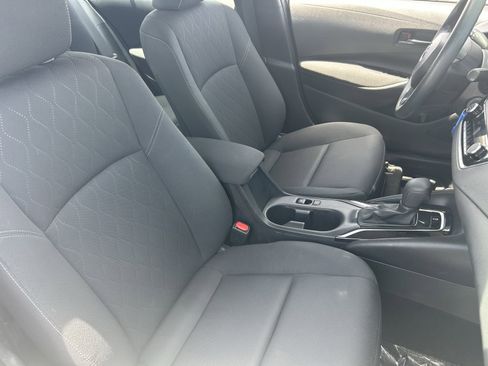 Used 2023 Toyota Corolla LE FWD image 10