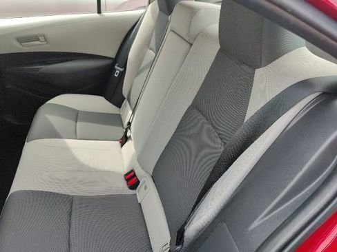 Used 2025 Toyota Corolla LE FWD image 16