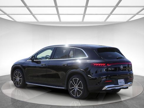 Used 2023 Mercedes-Benz EQS 450+ SUV image 2