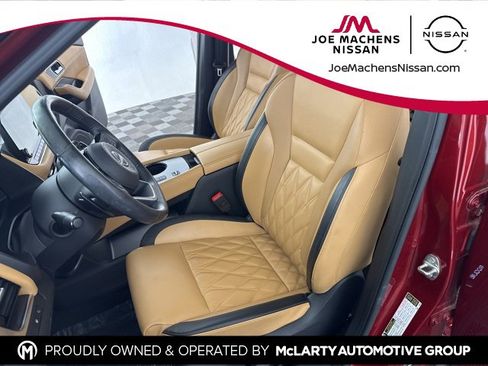 Used 2023 Nissan Rogue Platinum w/ Platinum Premium Package image 18