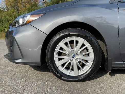 Used 2018 Subaru Impreza 2.0i Premium image 7