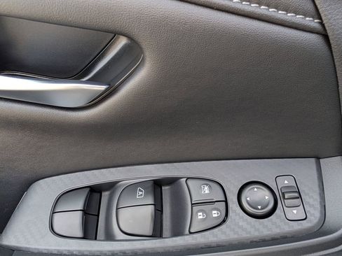 Used 2025 Nissan Sentra SV w/ All-Weather Package FWD image 20