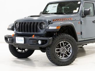 New 2026 Jeep Gladiator Mojave video 2