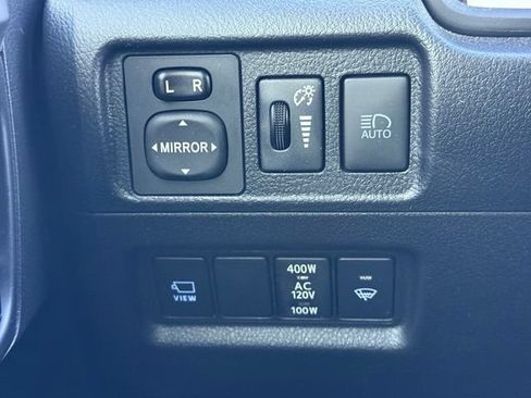 Used 2024 Toyota 4Runner Limited AWD/4WD image 27