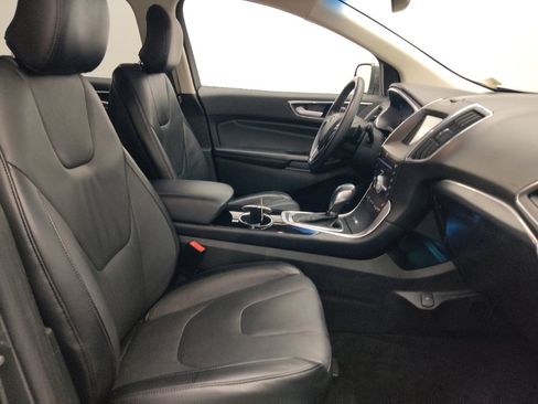 Used 2018 Ford Edge Titanium AWD/4WD image 21