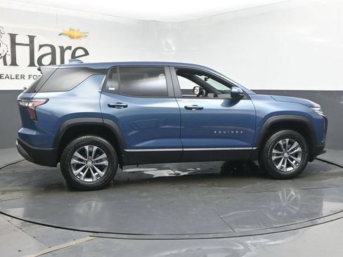 New 2026 Chevrolet Equinox LT w/ Convenience Package II FWD image 15