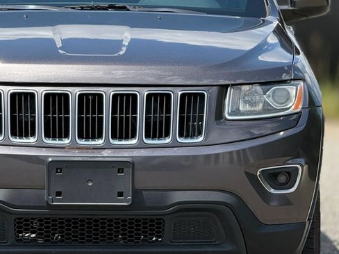 Used 2016 Jeep Grand Cherokee Laredo w/ Quick Order Package 23E AWD/4WD image 12