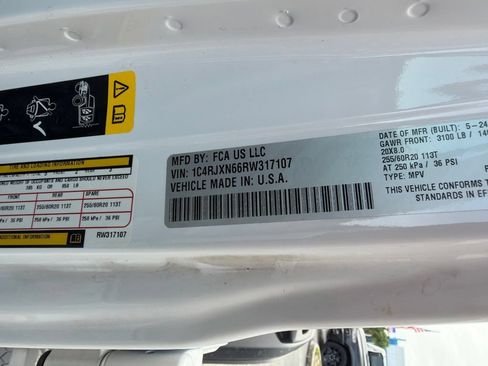 Used 2024 Jeep Wrangler Unlimited w/ Dual Top Group AWD/4WD image 7