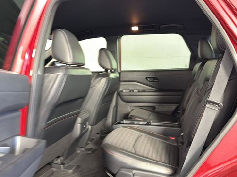 Used 2023 Nissan Pathfinder Rock Creek AWD/4WD image 20