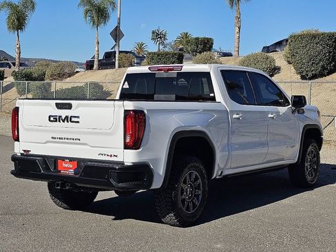 Used 2025 GMC Sierra 1500 AT4X image 18