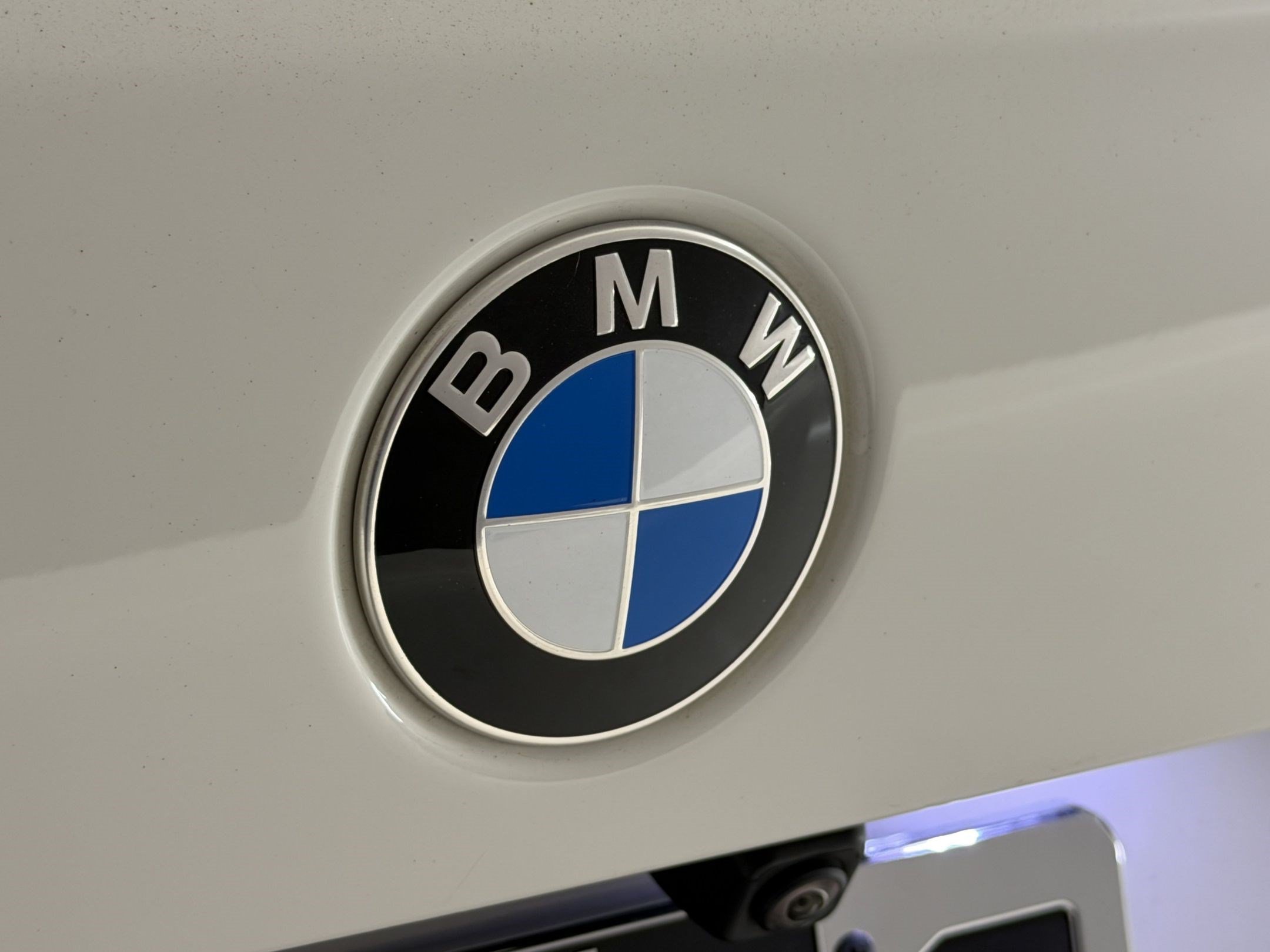 Used 2023 BMW X5 xDrive40i w/ Premium Package AWD/4WD image 32