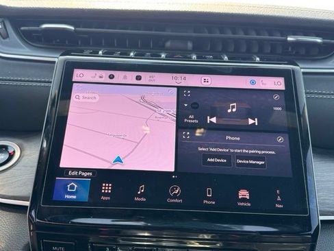Certified 2025 Jeep Grand Cherokee Limited AWD/4WD image 16