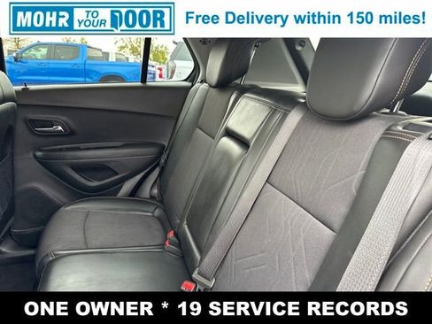 Used 2019 Chevrolet Trax LT w/ LT Convenience Package image 29