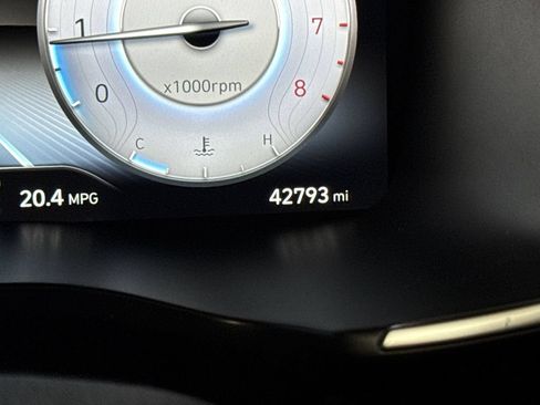 Used 2023 Hyundai Santa Fe Calligraphy FWD image 13