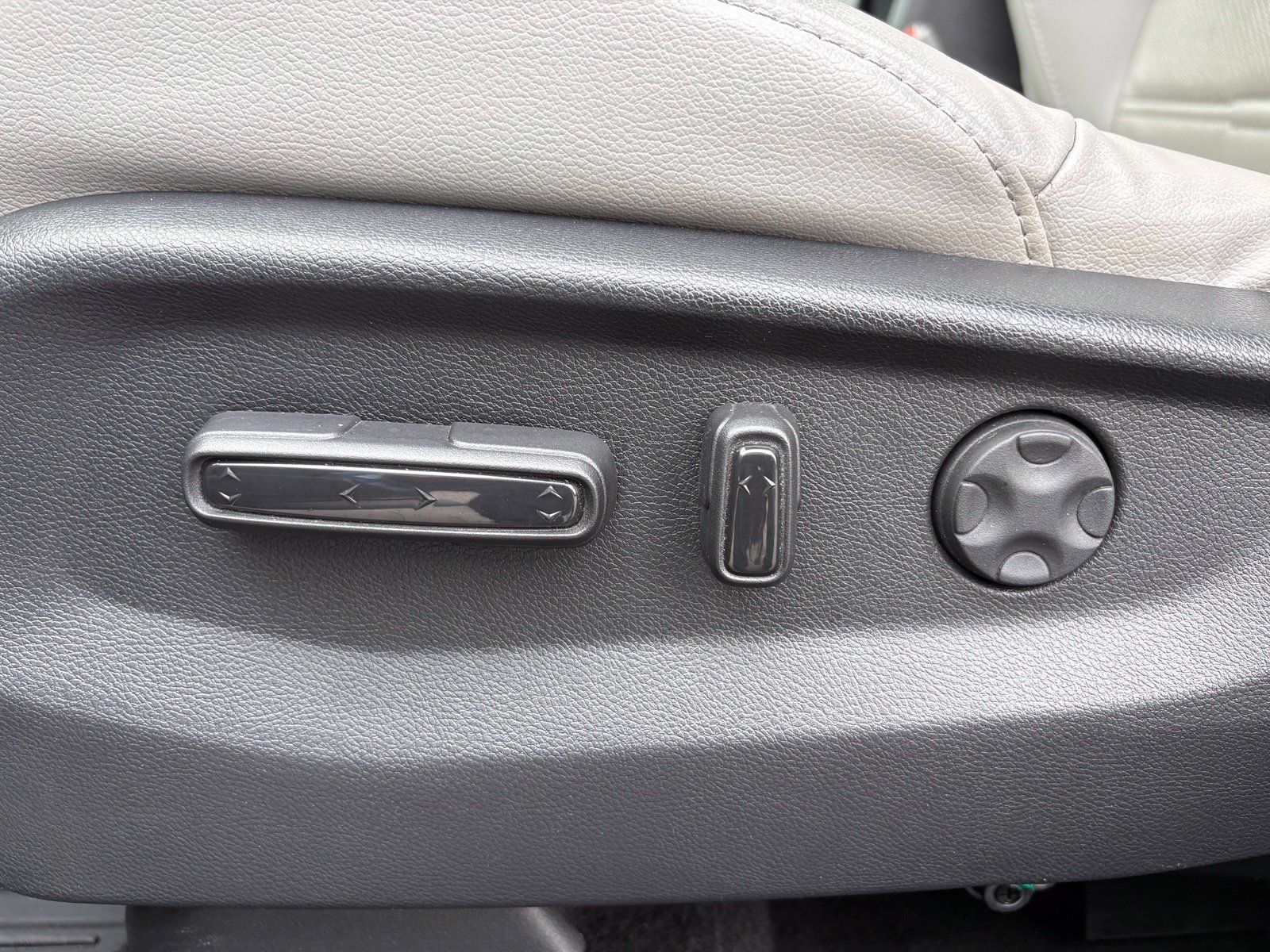 Used 2019 Honda CR-V EX-L image 30