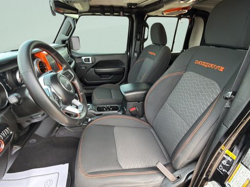 Used 2021 Jeep Gladiator Mojave AWD/4WD image 18