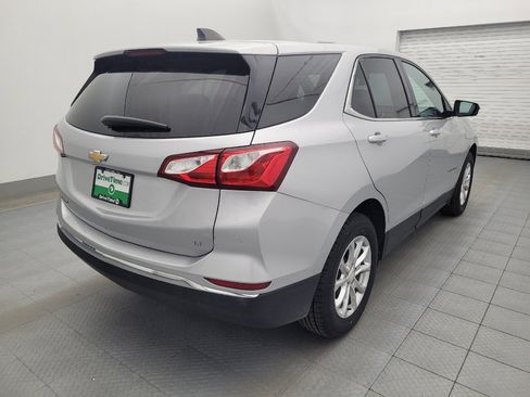 Used 2019 Chevrolet Equinox LT FWD image 9