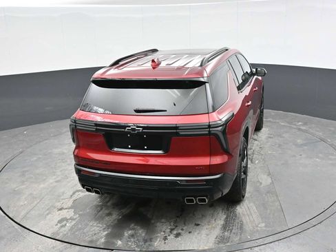 Used 2024 Chevrolet Traverse RS w/ LPO, Floor Liner Package AWD/4WD image 44