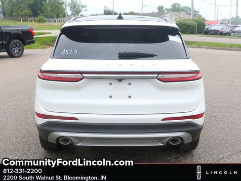 New 2025 Lincoln Corsair Reserve image 5