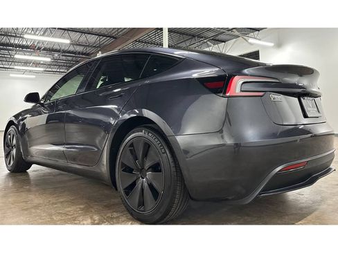 Used 2024 Tesla Model 3 Long Range RWD image 17