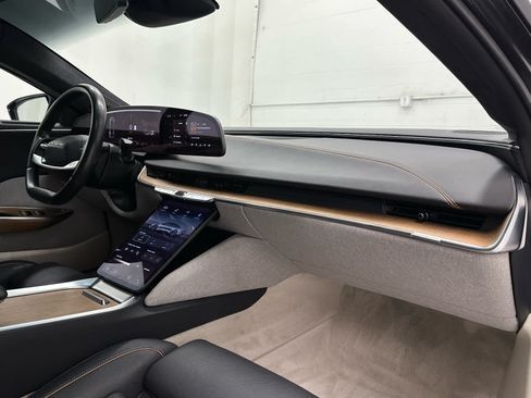 Used 2023 Lucid Air Touring AWD/4WD image 16