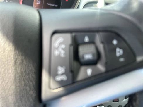 Used 2019 Chevrolet Sonic LT w/ Convenience Package image 27