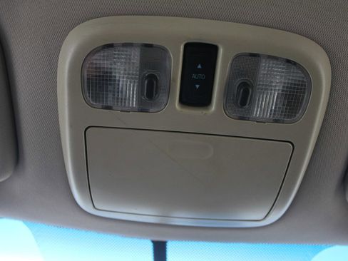 Used 2011 Ford Fusion SEL w/ 302A Rapid Spec Order Code image 24