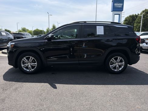 Used 2022 GMC Terrain SLE w/ Driver Convenience Package FWD image 7