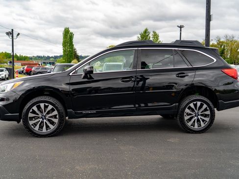 Used 2017 Subaru Outback 3.6R Limited AWD/4WD image 12