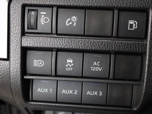Certified 2025 Toyota Tacoma TRD Off-Road w/ TRD Off Road Upgrade Package AWD/4WD image 26