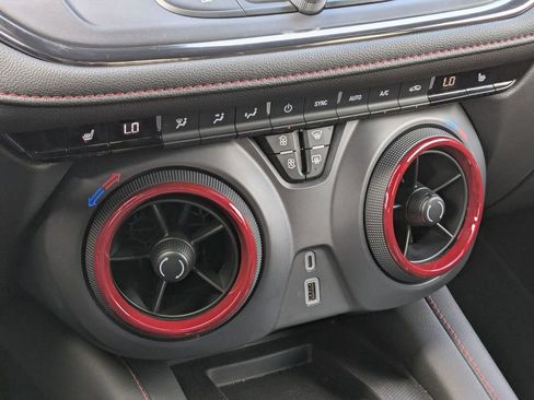 Used 2025 Chevrolet Blazer RS image 21