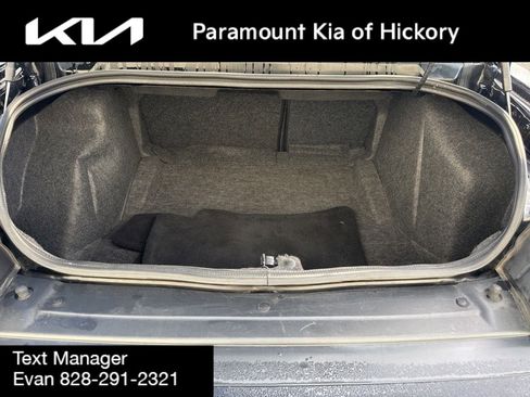 Used 2023 Dodge Challenger SXT image 13